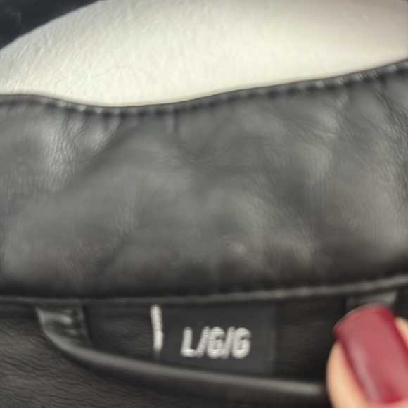 Guess Size L faux leather jacket - Picture 4 of 7